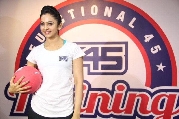 rakul preet singh,f45 fitness center,rakul preet singh movies,rakul preet actress  రకుల్ బిజినెస్ ఓ రేంజ్ లో ఉందిగా..!